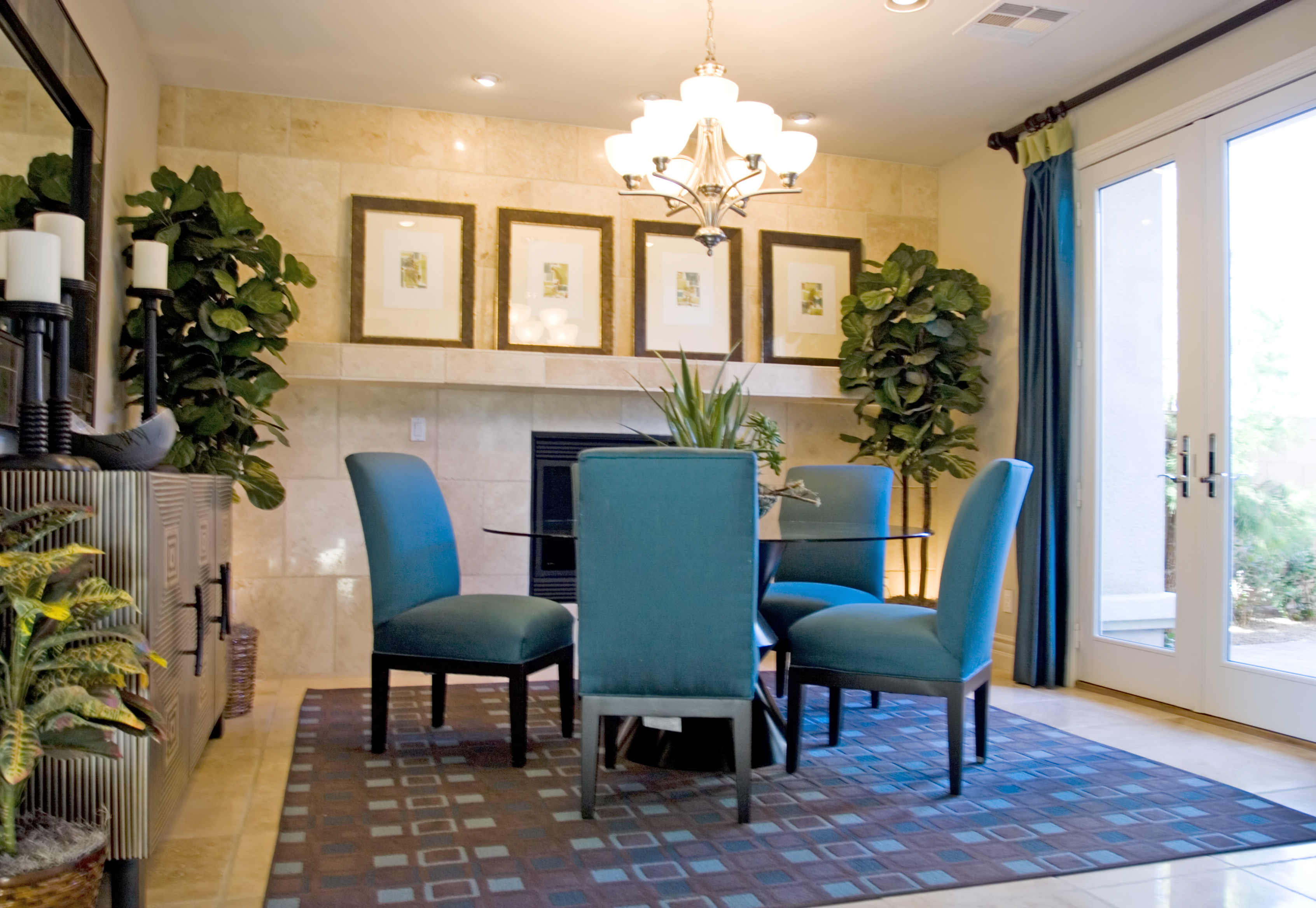 Elegant dining room